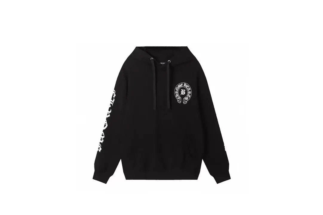 M03—P210 -Chrome Hearts/Chrome Hearts printed sweatshirt cardigan jacket -420 grams of high-density, high-quality wool, soft, delicate and skin-friendly, soft and silky to the touch, warm and skin-friendly -The hardware zipper accessories are all customized and full of details -Colour: black white -Size: S M L XL